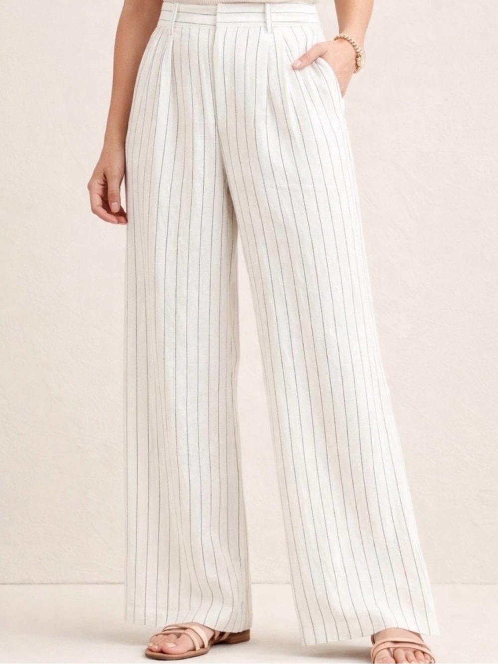 Gap Linen Blend  Wide Leg Pleated Pants White Black Pinstripe Coastal Size 4